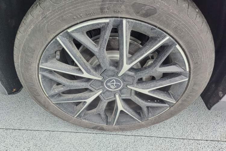 Used BYD Han  Right Rear Wheel Hub