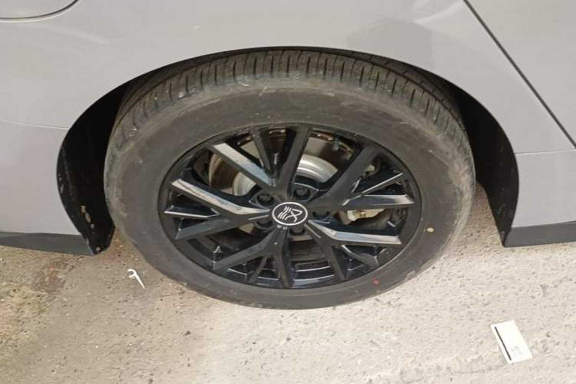 Used BYD Han 2025 DM-i 125KM Elite Model Right Rear Wheel Hub