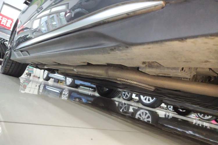 Used BYD Han 2025 DM-i 125KM Prestige Model Right Side Sill