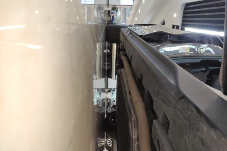 Used BYD Han 2025 DM-i Intelligent Driving Edition 125KM LiDAR Flagship Model Right Side Sill