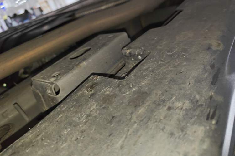 Used BYD Han 2025 DM-i 125KM Elite Model Right Side Sill
