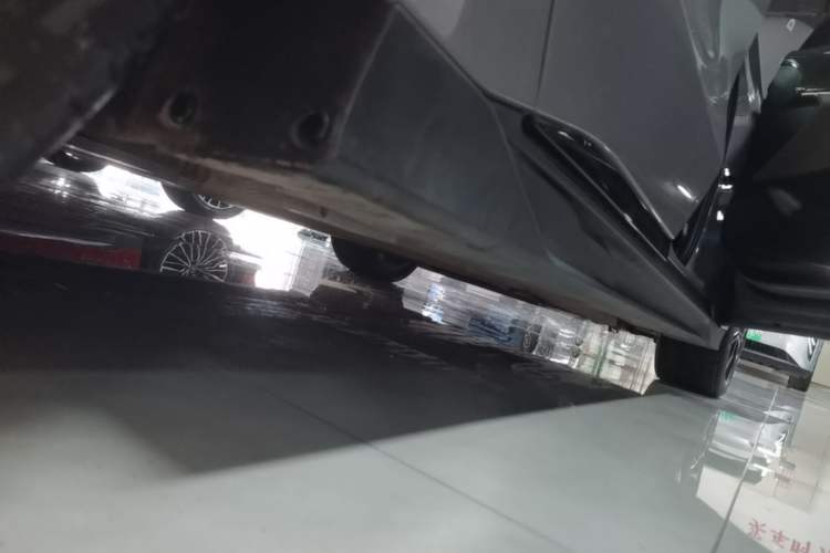 Used BYD Han 2025 DM-i 125KM LiDAR-Powered Intelligent Driving Model Right Side Sill