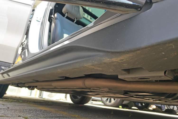 Used BYD Han 2025 DM-i 125KM LiDAR-Powered Intelligent Driving Model Right Side Sill