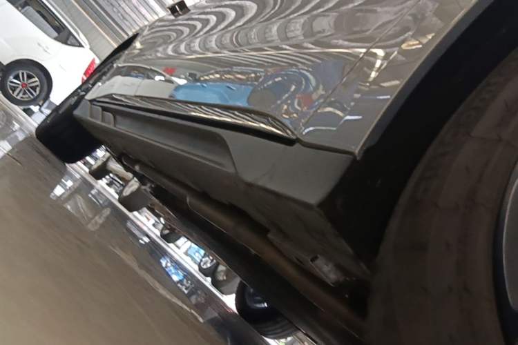 Used BYD Han 2025 DM-i Intelligent Driving Edition 245KM Prestigious Edition Right Side Sill