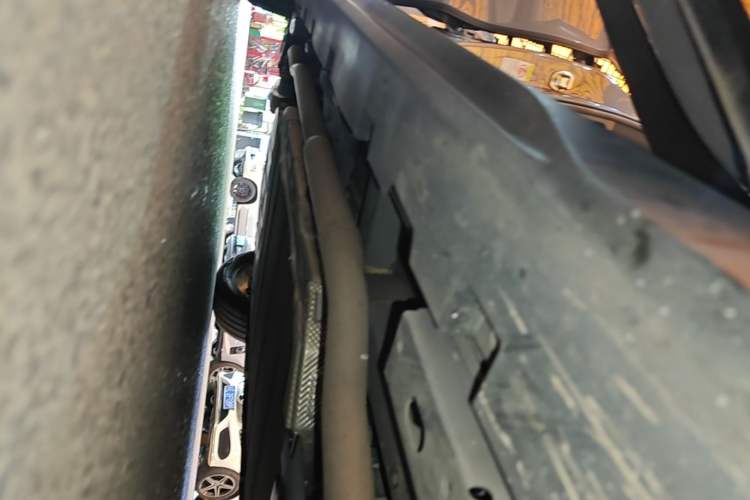 Used BYD Han 2025 DM-i 125KM Elite Model Right Side Sill