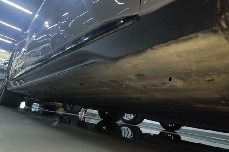 Used BYD Han 2025 EV 506KM Prestige Edition Right Side Sill