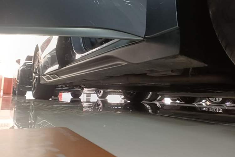 Used BYD Han 2025 DM-i 125KM Prestige Model Right Side Sill