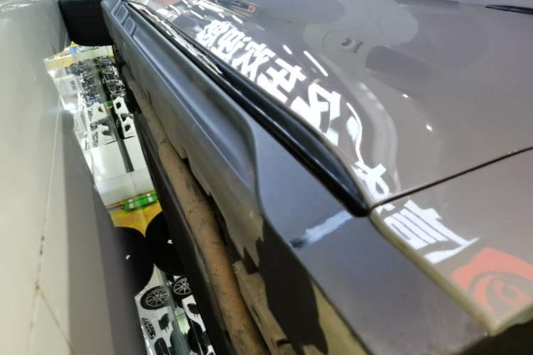 Used BYD Han 2025 DM-i Intelligent Driving Edition 125KM Prestige Model Right Side Sill