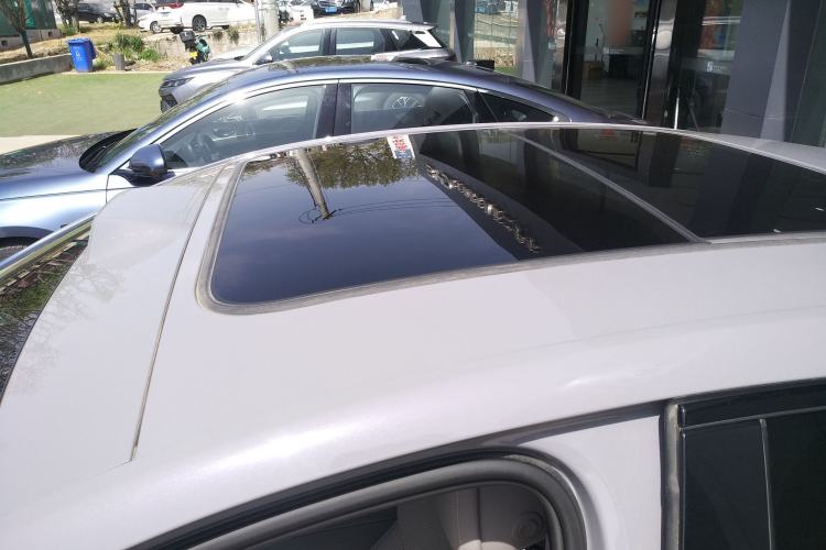 Used BYD Han 2025 DM-i Intelligent Driving Edition 125KM LiDAR Flagship Model Roof