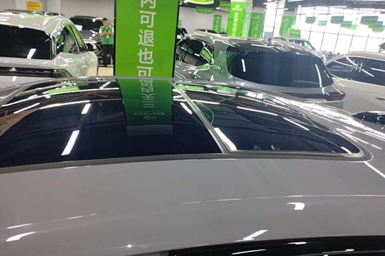Used BYD Han 2025 DM-i Smart Drive 125KM Elite Model Roof