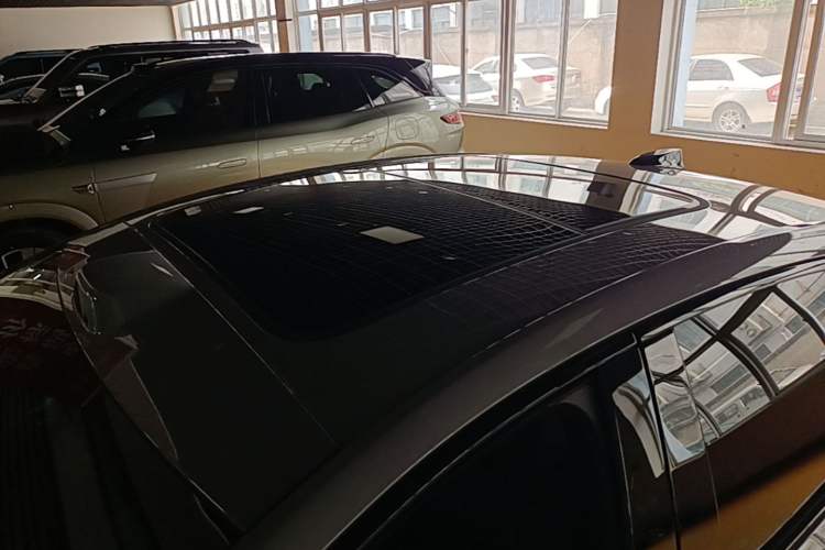 Used BYD Han 2025 DM-i Intelligent Driving Edition 125KM LiDAR Flagship Model Roof