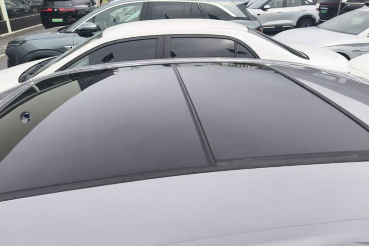 Used BYD Han 2025 DM-i Intelligent Driving Edition 125KM LiDAR Flagship Model Roof