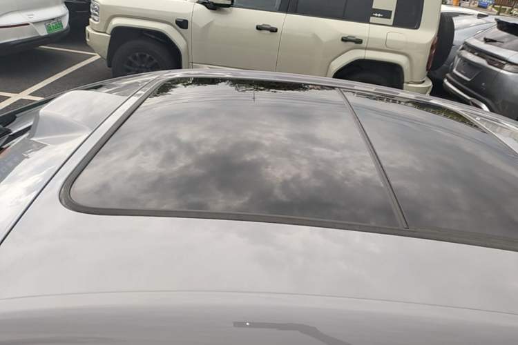 Used BYD Han 2025 DM-i 125KM LiDAR-Powered Intelligent Driving Model Roof
