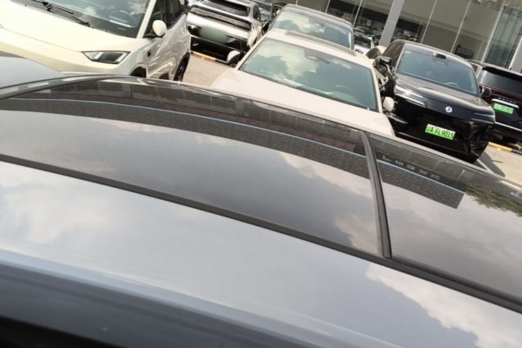 Used BYD Han 2025 DM-i Intelligent Driving Edition 125KM LiDAR Flagship Model Roof