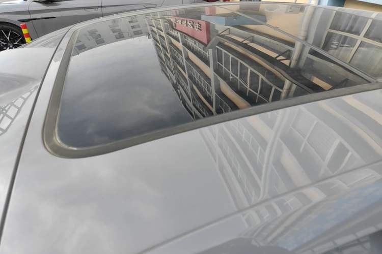 Used BYD Han 2025 DM-i Intelligent Driving Edition 125KM Prestige Model Roof