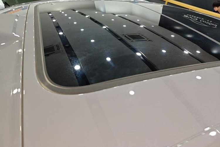 Used BYD Han 2025 DM-i Intelligent Driving Edition 125KM Prestige Model Roof