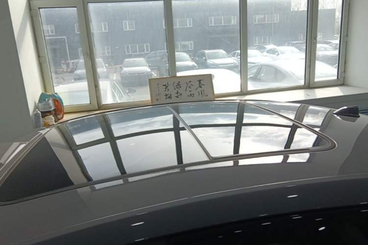 Used BYD Han 2025 DM-i Intelligent Driving Edition 125KM LiDAR Flagship Model Roof