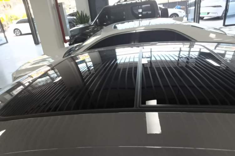 Used BYD Han 2025 DM-i Smart Drive 125KM Prestige Model Roof