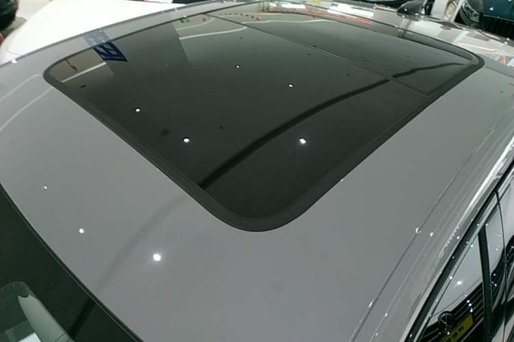 Used BYD Han 2025 DM-i Smart Drive 125KM Prestige Model Roof
