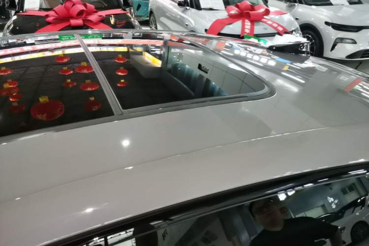 Used BYD Han 2025 DM-i Intelligent Driving Edition 125KM Prestige Model Roof
