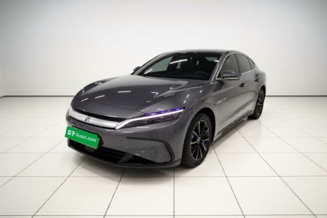 Ojetý BYD Han 2025 DM-i Smart Drive 125KM Elite Model