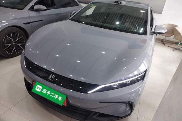 Used BYD Han 2025 DM-i Intelligent Driving Edition 125KM Prestige Model