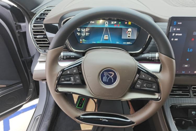 Used BYD Han 2025 DM-i 125KM Elite Model Steering Wheel
