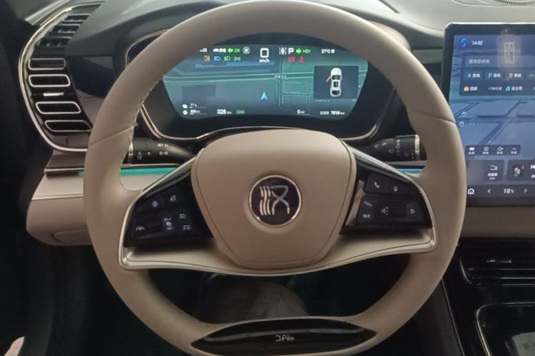 Used BYD Han 2025 DM-i 125KM Elite Model Steering Wheel