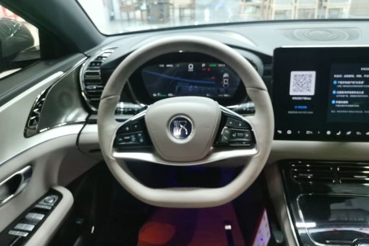 Used BYD Han 2025 EV Intelligent Driving Version 506KM Prestige Model Steering Wheel