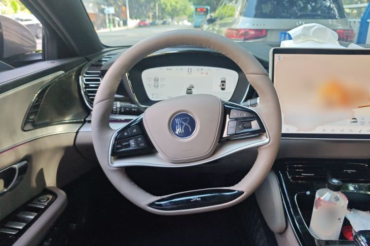 Used BYD Han 2025 DM-i 125KM Prestige Model Steering Wheel