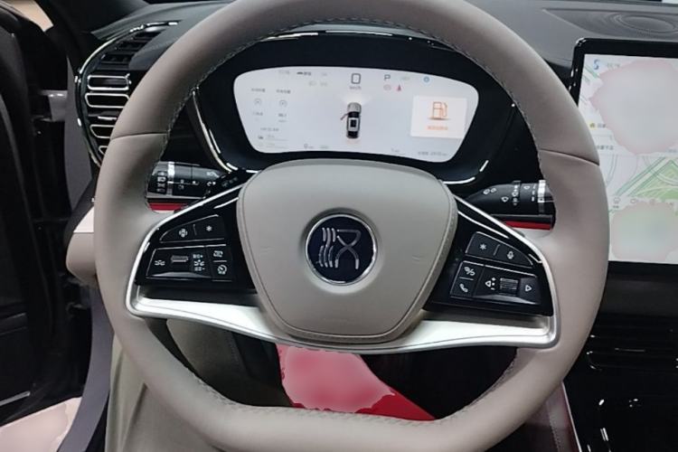 Used BYD Han 2025 DM-i Smart Drive 125KM Elite Model Steering Wheel