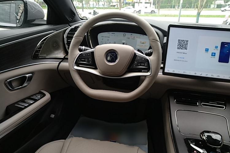 Used BYD Han 2025 DM-i Intelligent Driving Edition 125KM LiDAR Flagship Model Steering Wheel