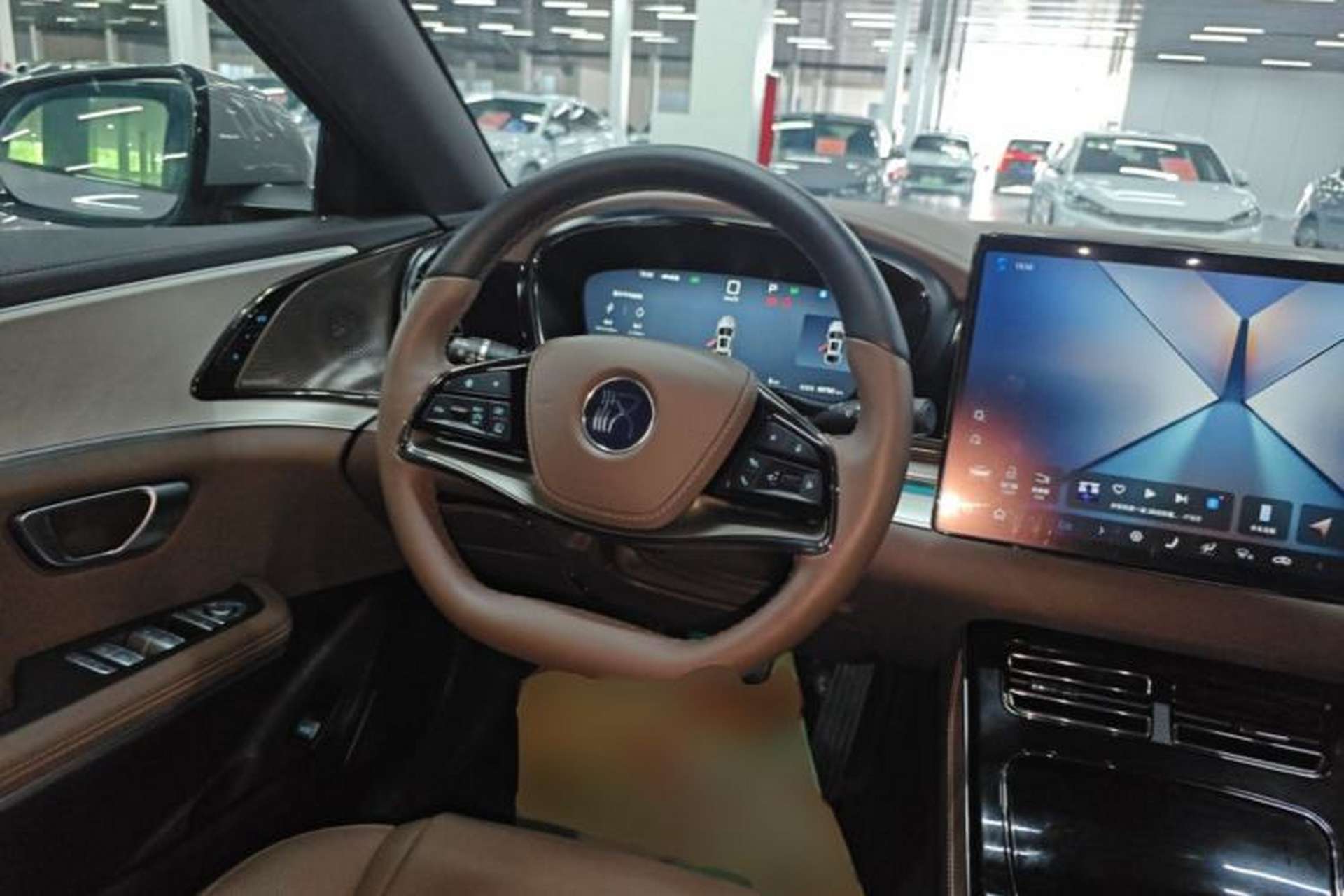 Used BYD Han 2025 DM-i 125KM LiDAR-Powered Intelligent Driving Model Steering Wheel