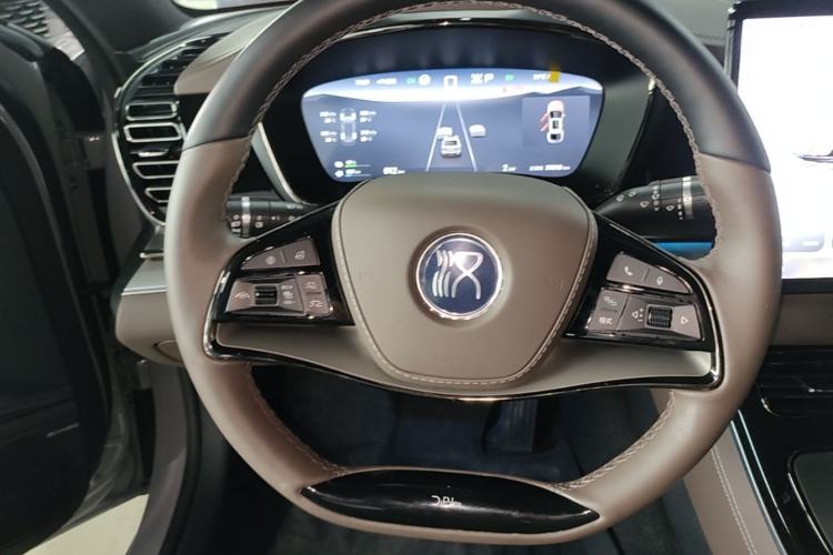Used BYD Han 2025 DM-i 125KM Prestige Model Steering Wheel