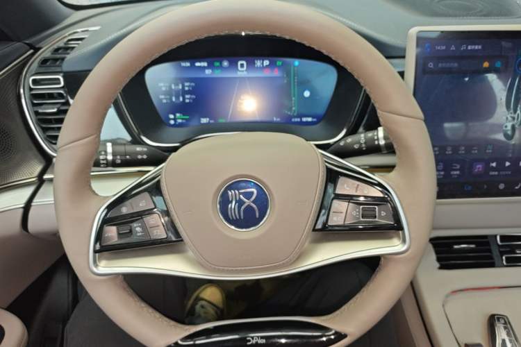 Used BYD Han 2025 DM-i 125KM Prestige Model Steering Wheel