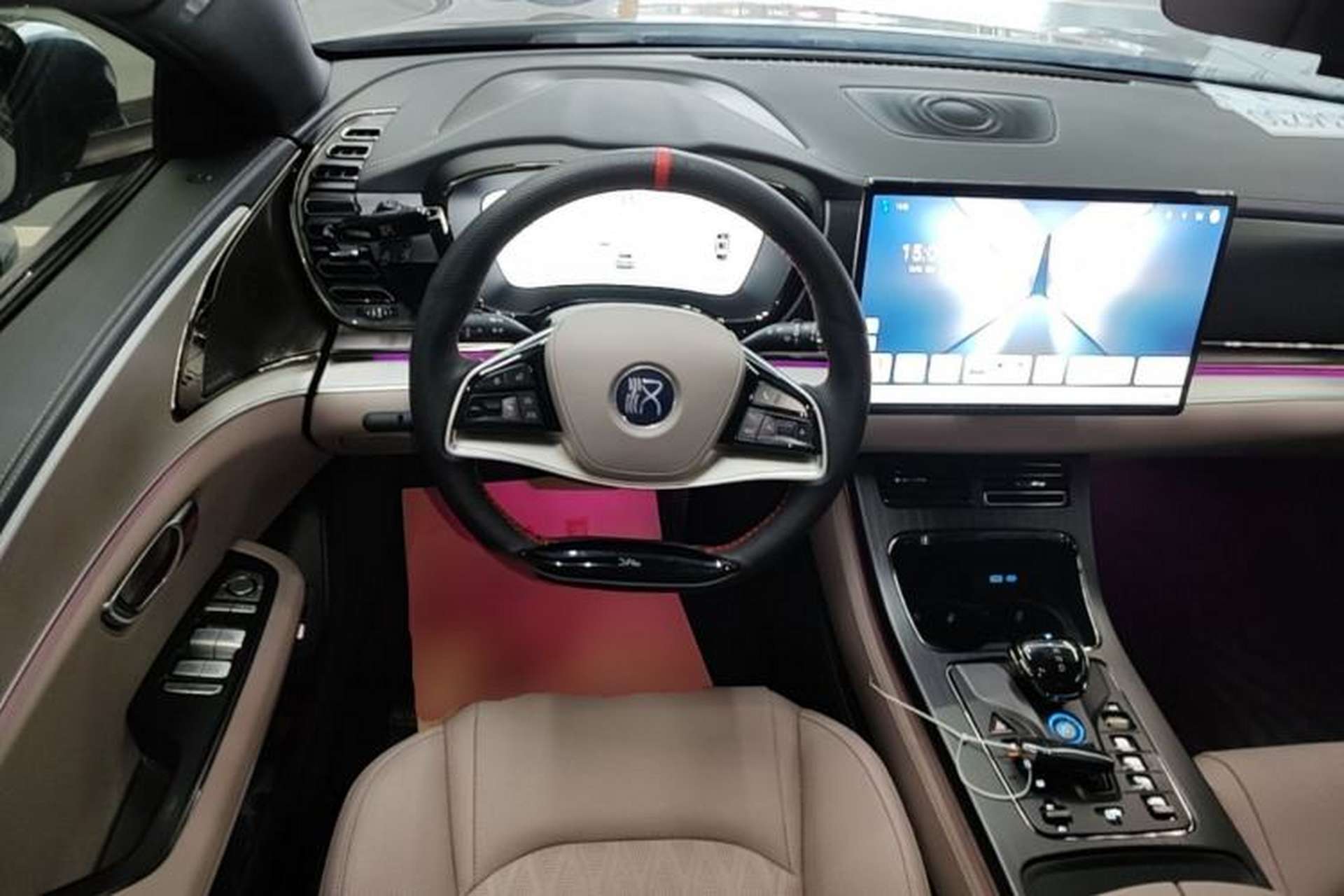 Used BYD Han 2025 DM-i 125KM Prestige Model Steering Wheel