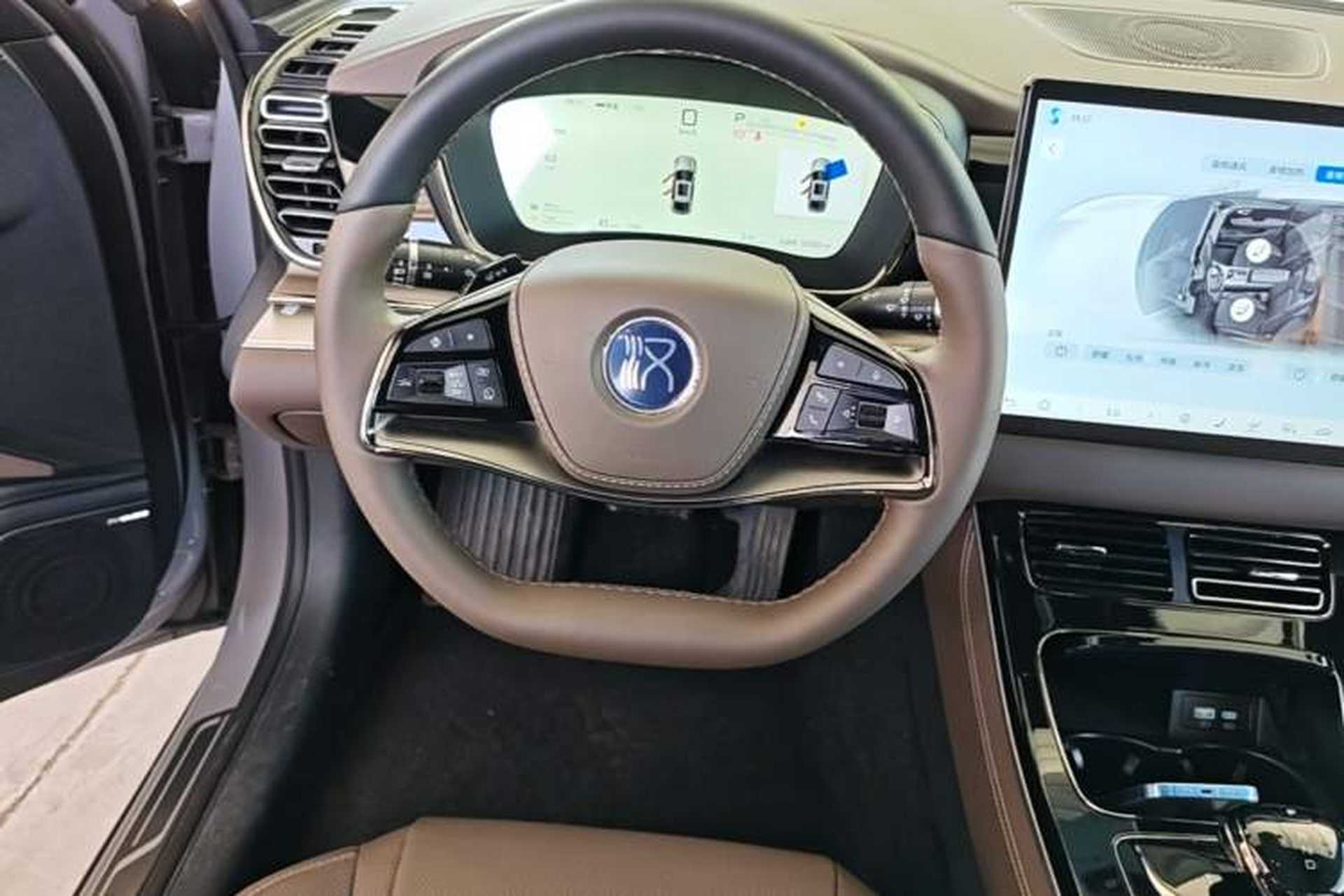 Used BYD Han 2025 DM-i Intelligent Driving Edition 125KM Prestige Model Steering Wheel
