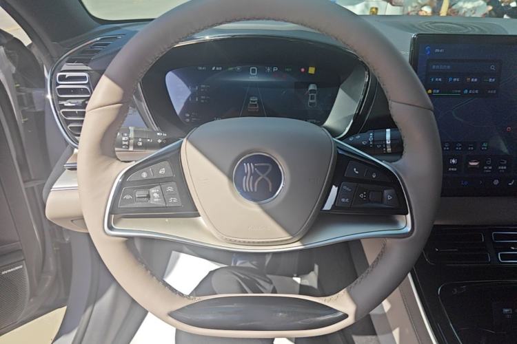 Used BYD Han 2025 DM-i 125KM Prestige Model Steering Wheel
