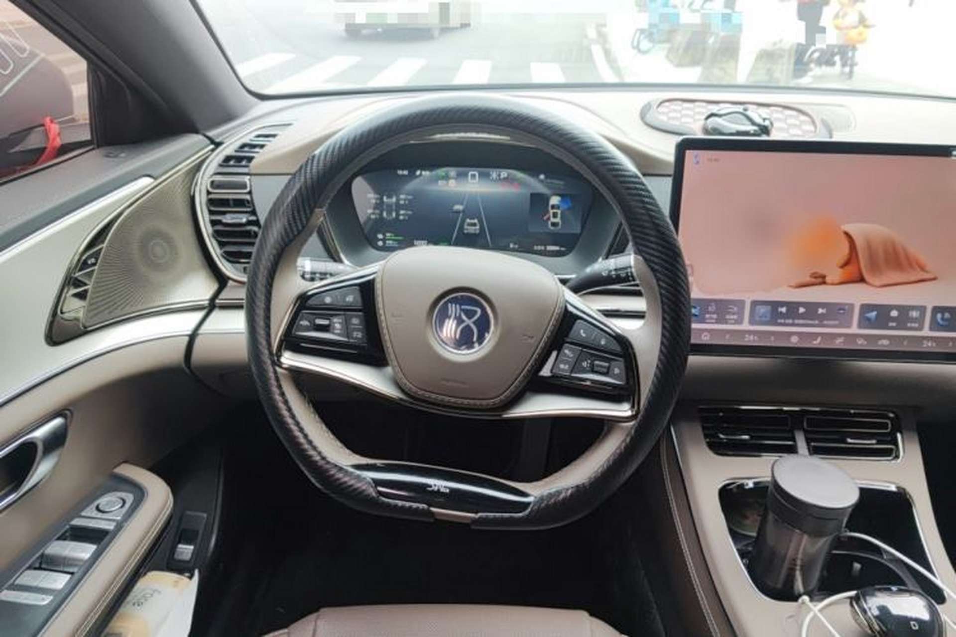 Used BYD Han 2025 DM-i 125KM Elite Model Steering Wheel