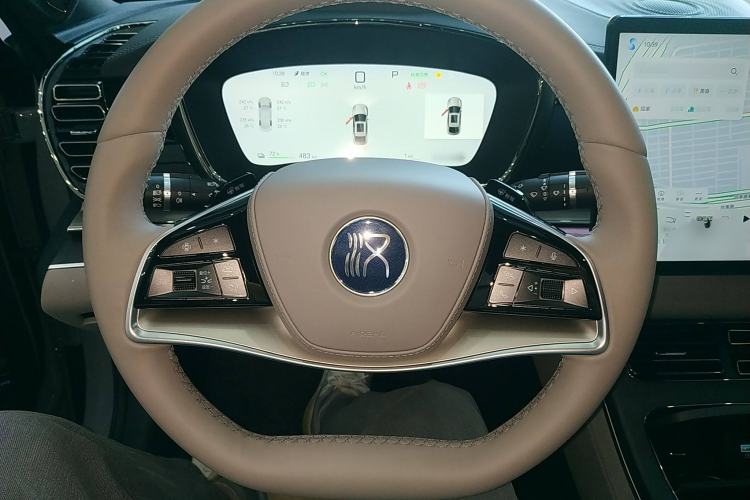 Used BYD Han 2025 EV Intelligent Driving Edition 701KM LiDAR Flagship Model Steering Wheel