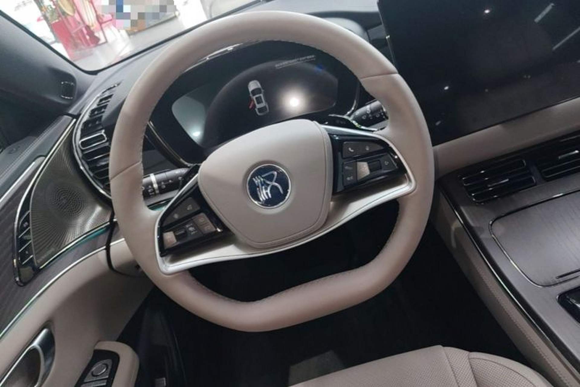 Used BYD Han 2025 DM-i 125KM LiDAR-Powered Intelligent Driving Model Steering Wheel