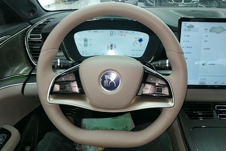 Used BYD Han 2025 DM-i Intelligent Driving Edition 125KM LiDAR Flagship Model Steering Wheel