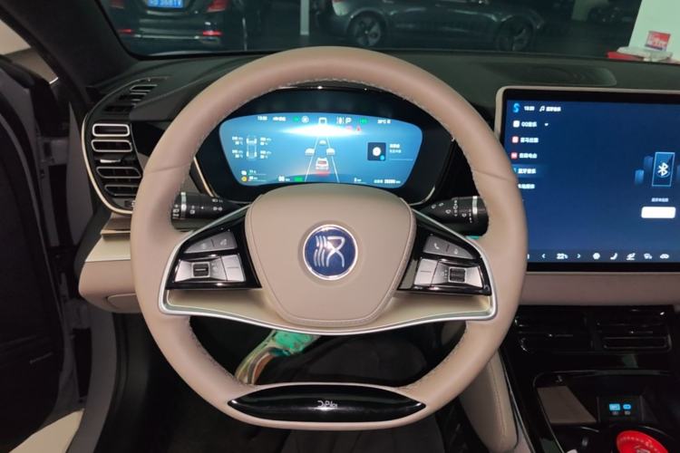 Used BYD Han 2025 DM-i 125KM Prestige Model Steering Wheel