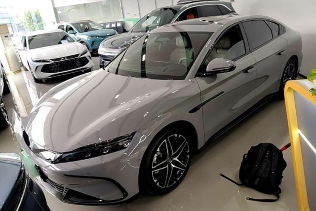 Used BYD Han 2025 EV Intelligent Driving Edition 605KM Prestige Model