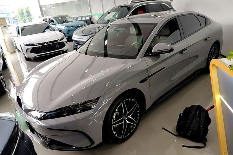 Used BYD Han 2025 EV Intelligent Driving Edition 605KM Prestige Model Guazi used car, China used car export, Used car for sale, Used cars, Cheapest cars for sale