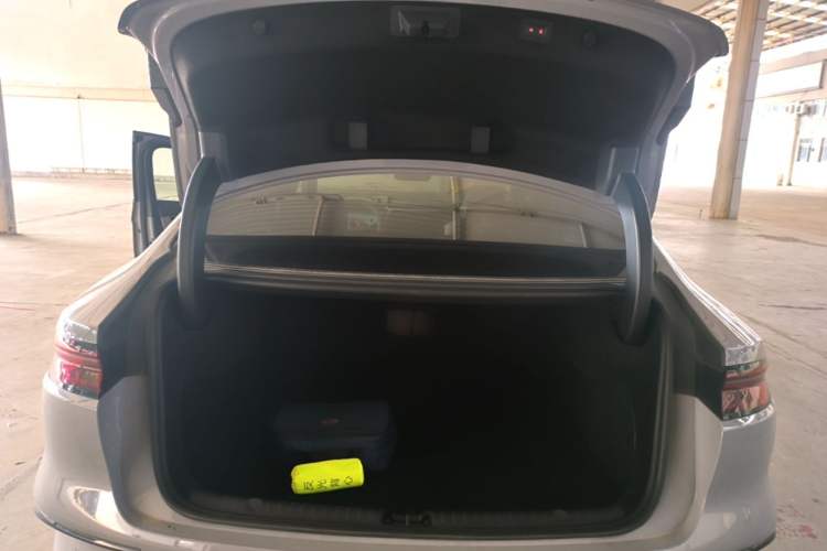 Used BYD Han 2025 DM-i Intelligent Driving Edition 125KM LiDAR Flagship Model Trunk