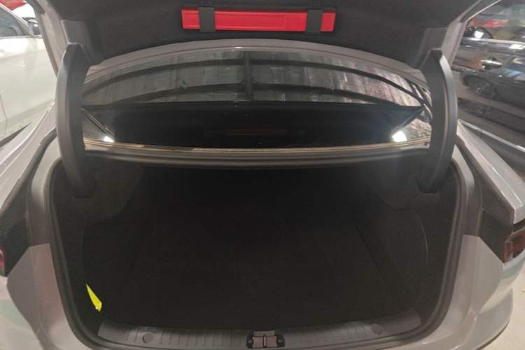Used BYD Han 2025 DM-i 125KM LiDAR-Powered Intelligent Driving Model Trunk