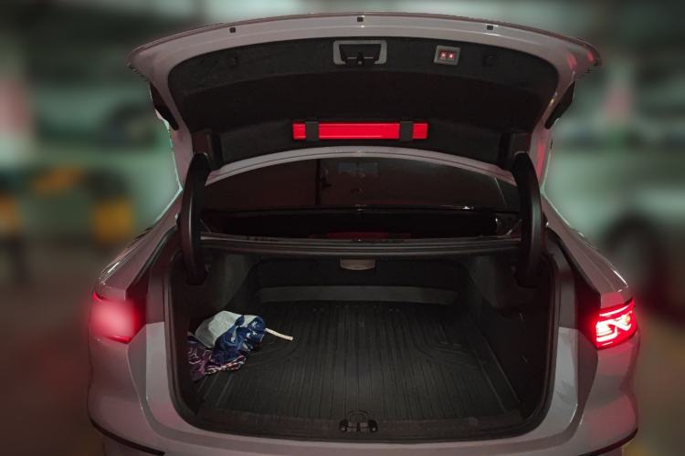 Used BYD Han 2025 EV with 701 km of Laser Radar-Enabled Intelligent Driving Trunk
