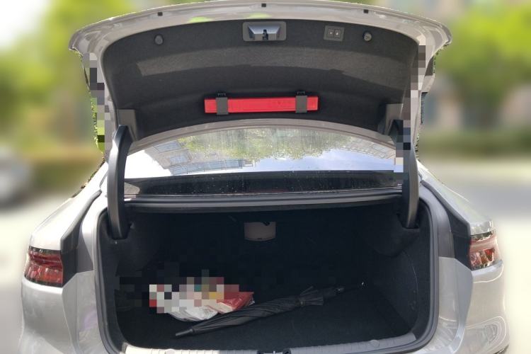 Used BYD Han 2025 EV with 701 km of Laser Radar-Enabled Intelligent Driving Trunk
