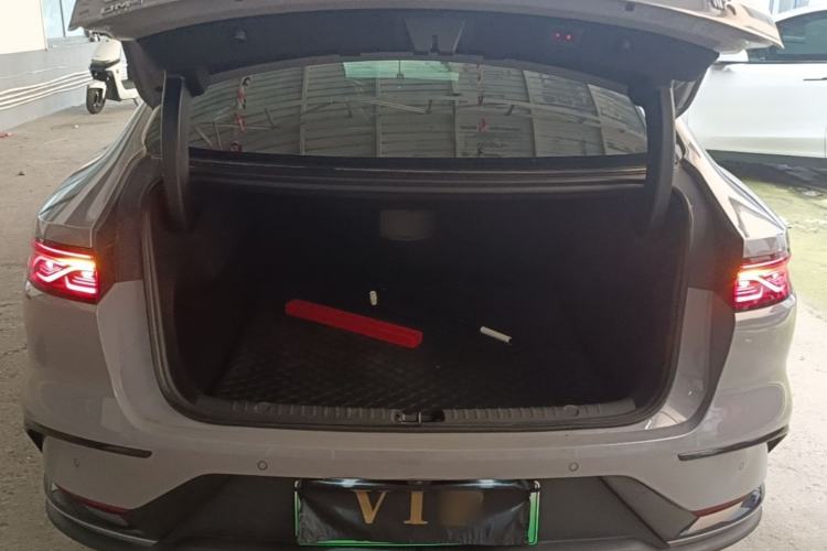 Used BYD Han 2025 DM-i 125KM Elite Model Trunk